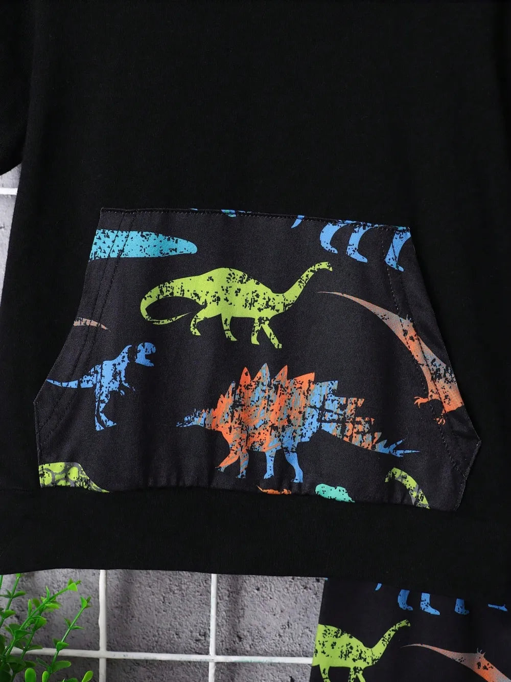 Children's Dinosaur Short Sleeve Hooded Top and Pants Set Black / 3-4