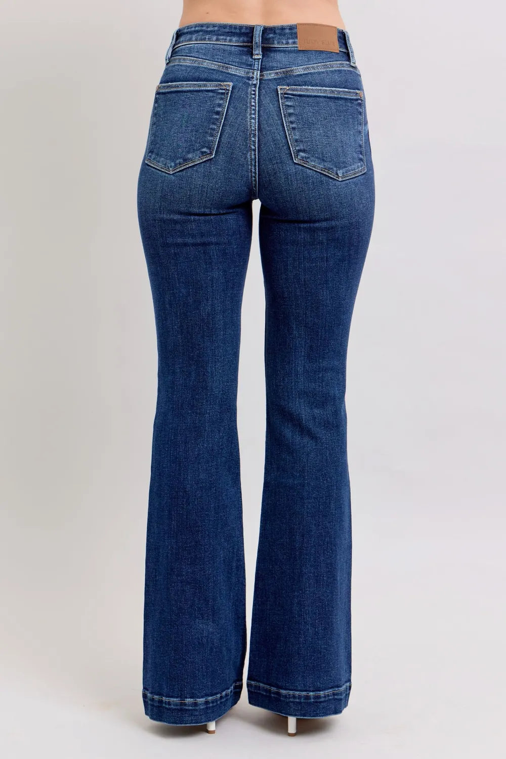 Judy Blue Full Size High Rise Flare Jeans with Pockets Plus Size Dark / 0(24)