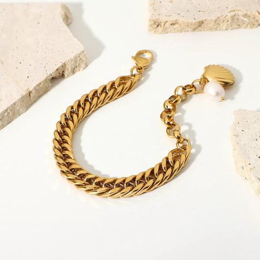 18K Gold-Plated Freshwater Pearl Shell Bracelet Gold / One Size 