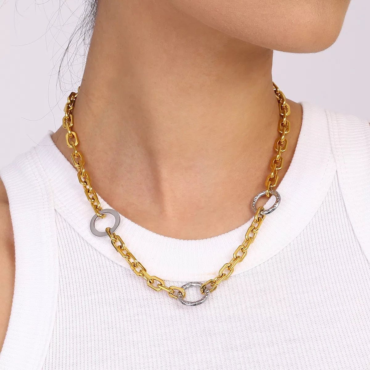 Stainless Steel Chain Link Circle Necklace Gold / One Size 