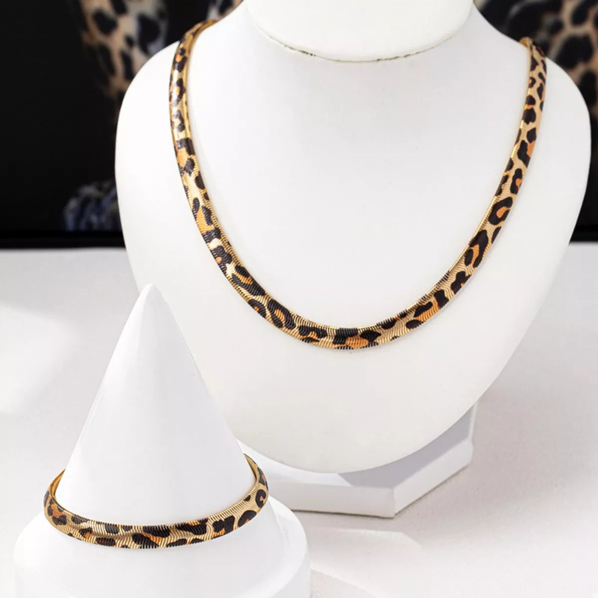 Chunky Leopard Necklace and Bracelet Jewelry Set Leopard / One Size 