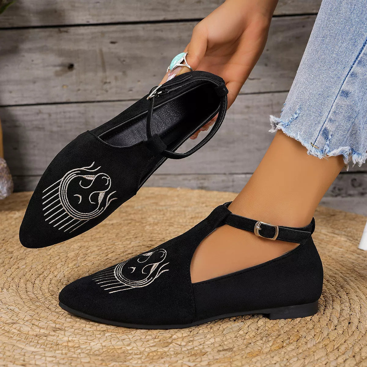 Point Toe Slip-Ons Style A / 36 