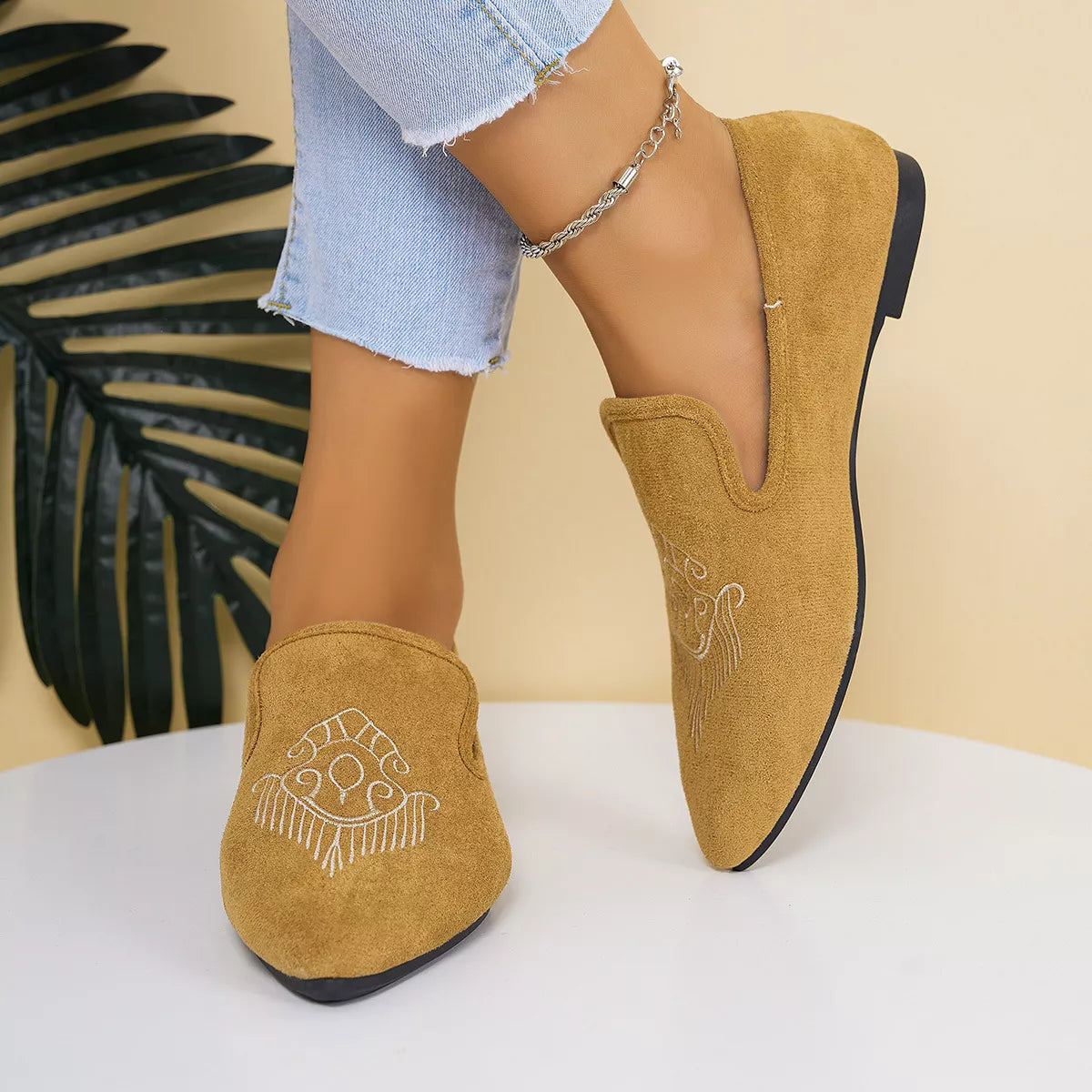 Point Toe Slip-Ons Style A / 36 