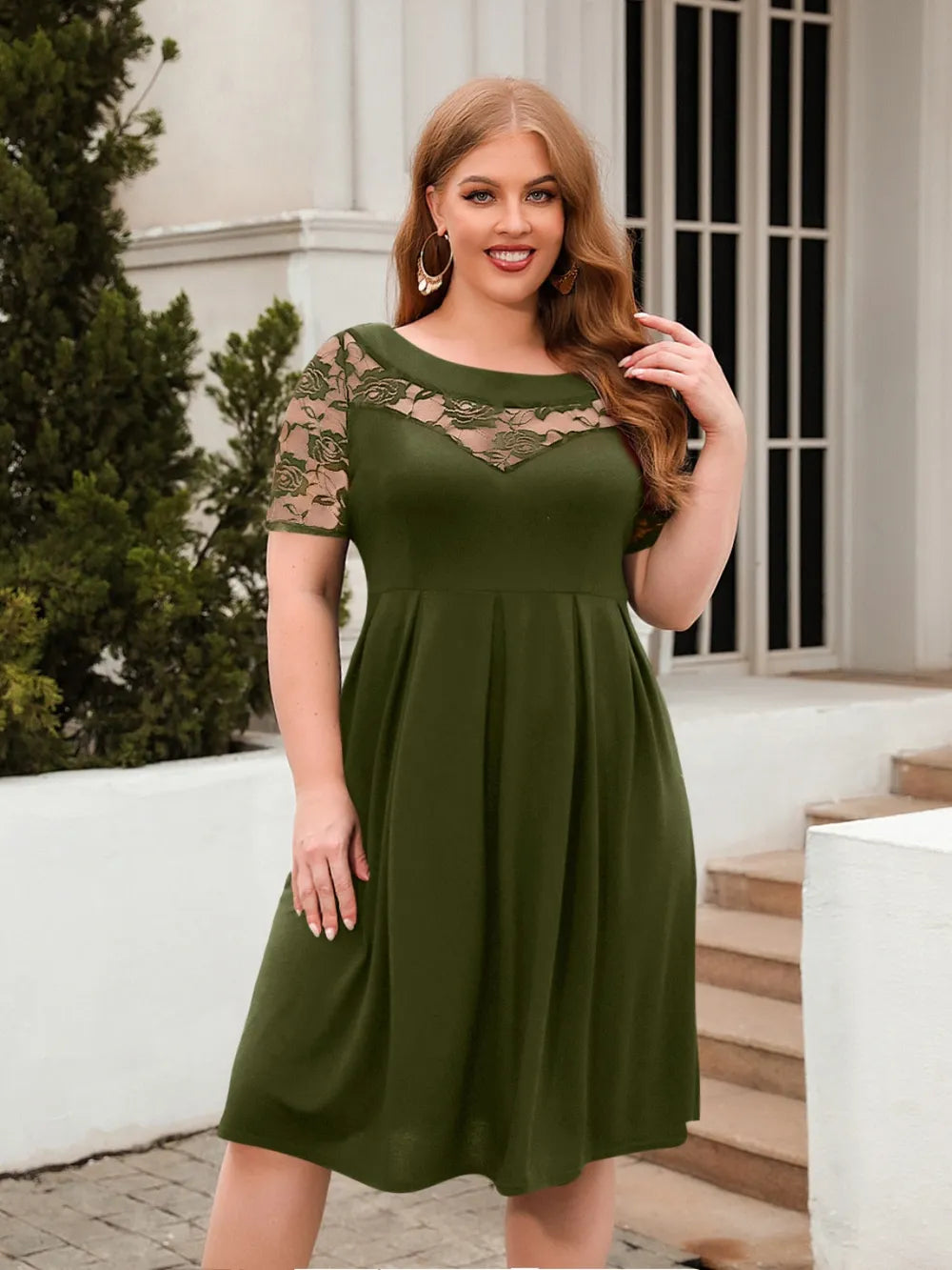 Plus Size Ruched Round Neck Short Sleeve Dress Burgundy / 1XL 