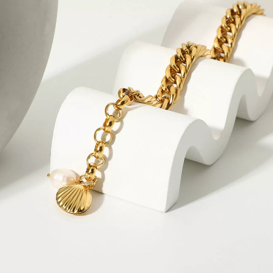 18K Gold-Plated Freshwater Pearl Shell Bracelet Gold / One Size 