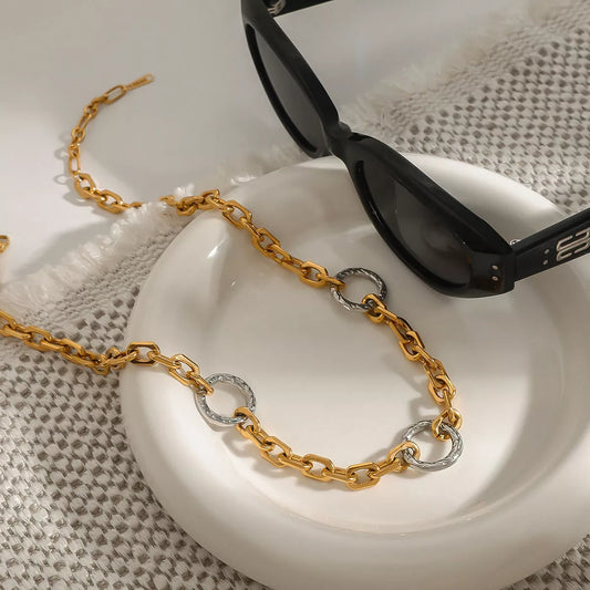 Stainless Steel Chain Link Circle Necklace Gold / One Size 