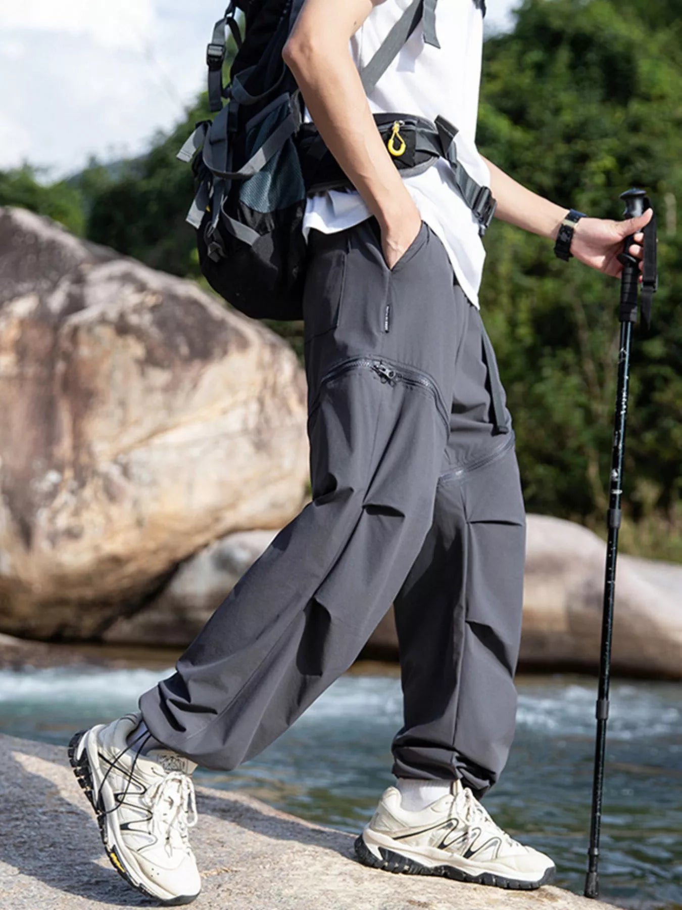 Men's Convertible Zip-Off Cargo Pants Obsidian Black / M 