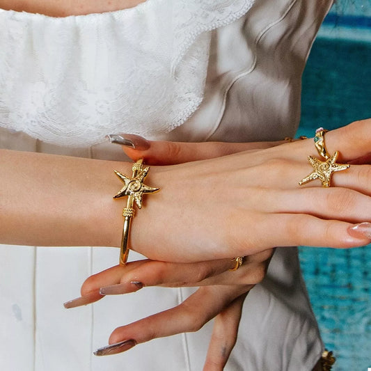 18K Gold-Plated Starfish Open Bracelet Gold / One Size 