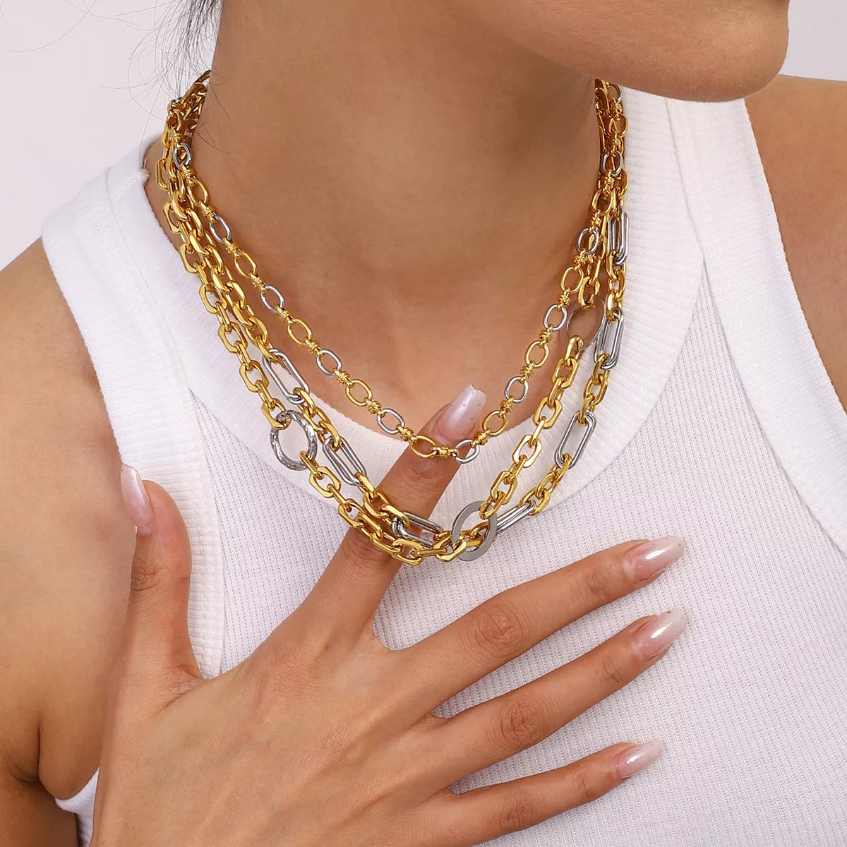 Stainless Steel Chain Link Circle Necklace Gold / One Size 