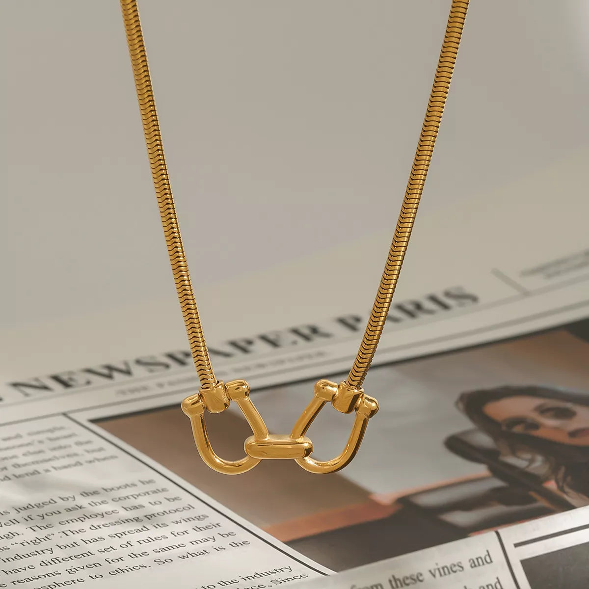 18K Gold-Plated Horseshoe Necklace Gold / One Size 