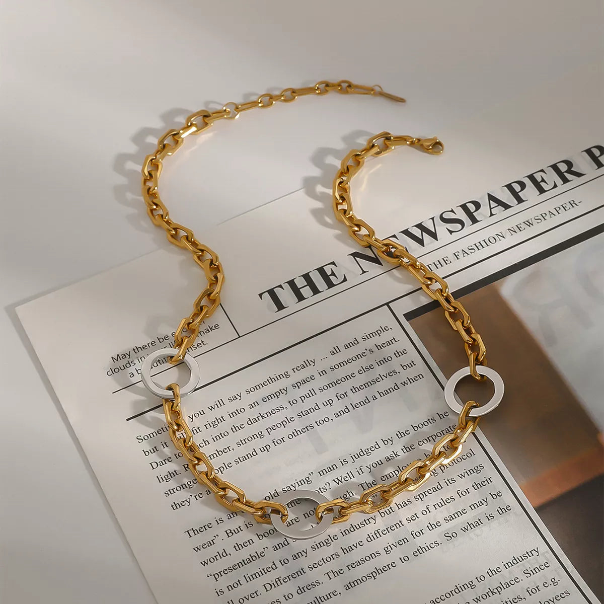 Stainless Steel Chain Link Circle Necklace Gold / One Size 