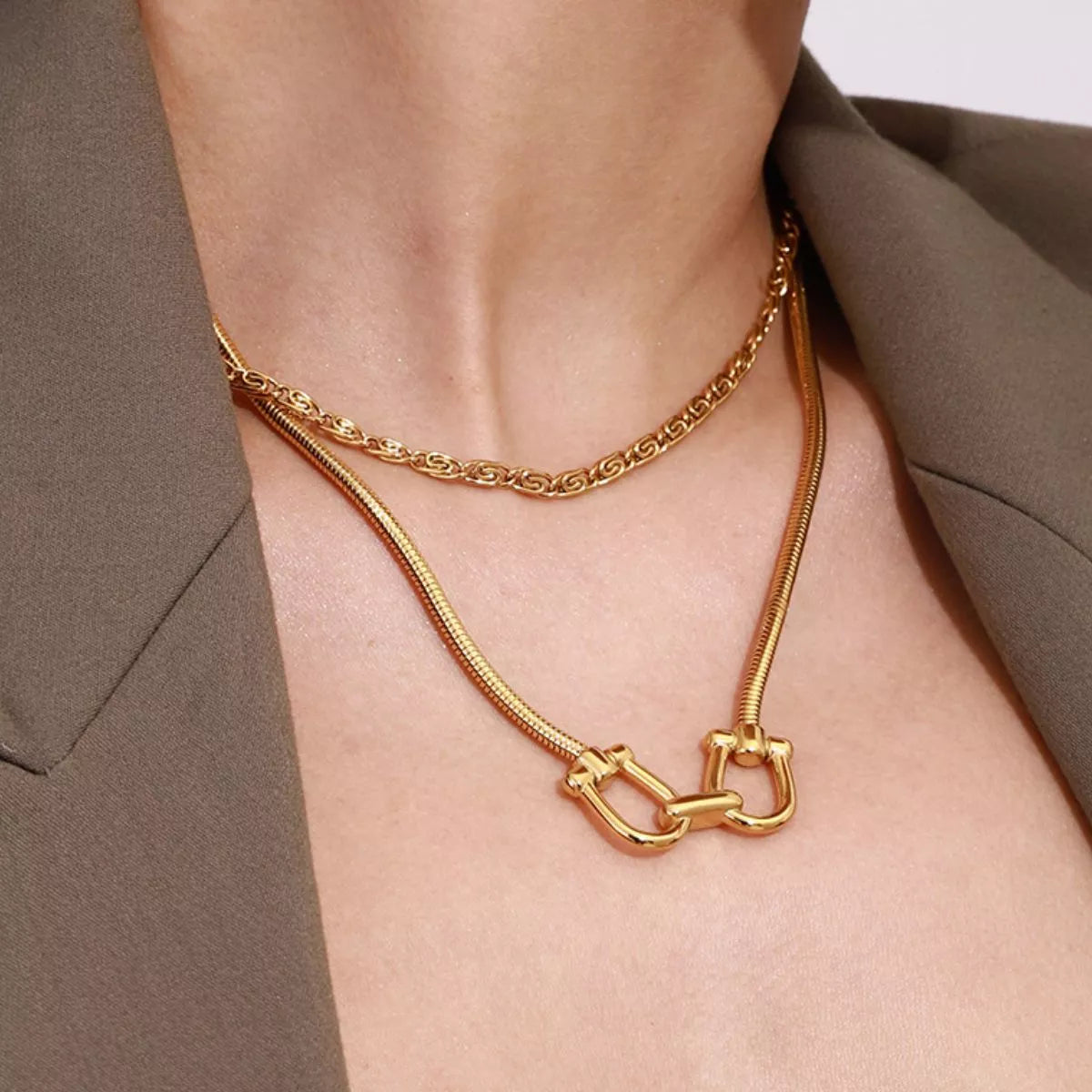 18K Gold-Plated Horseshoe Necklace Gold / One Size 
