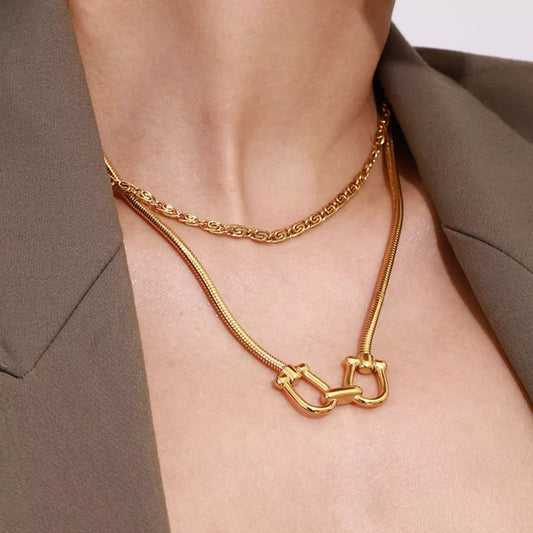 18K Gold-Plated Horseshoe Necklace Gold / One Size 