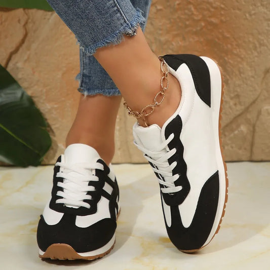 Contrast Lace Up Round Toe Sneakers Pink / 35(US4) 