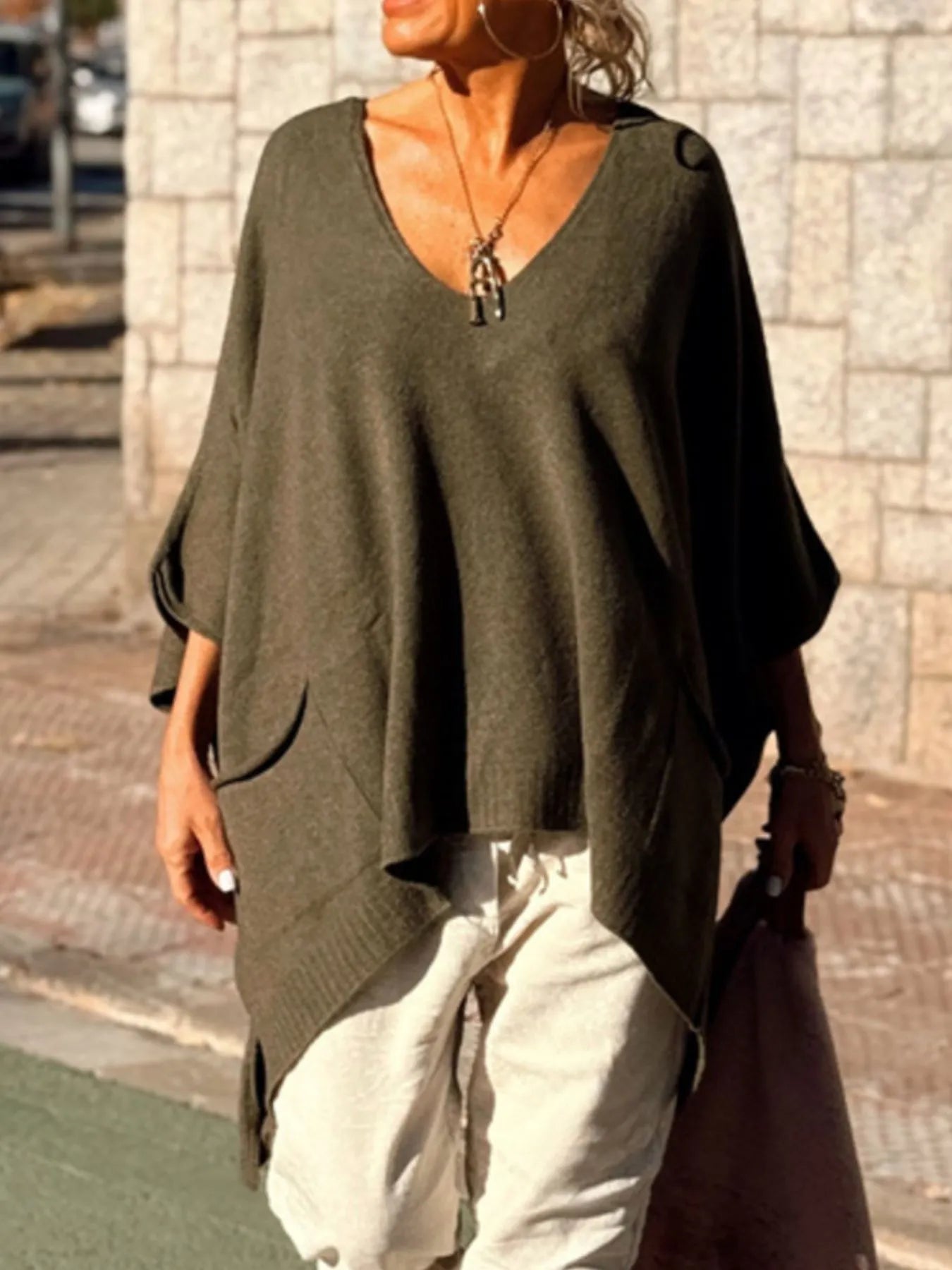 Ribbed Hem V-Neck Sweater Green / S/M 