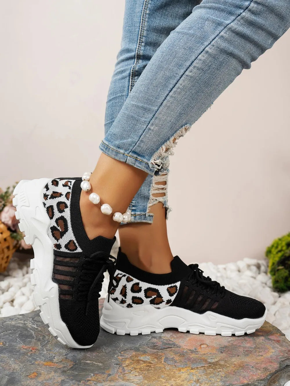 Cutout Leopard Lace Up Mesh Athletic Black / 36(US5) 