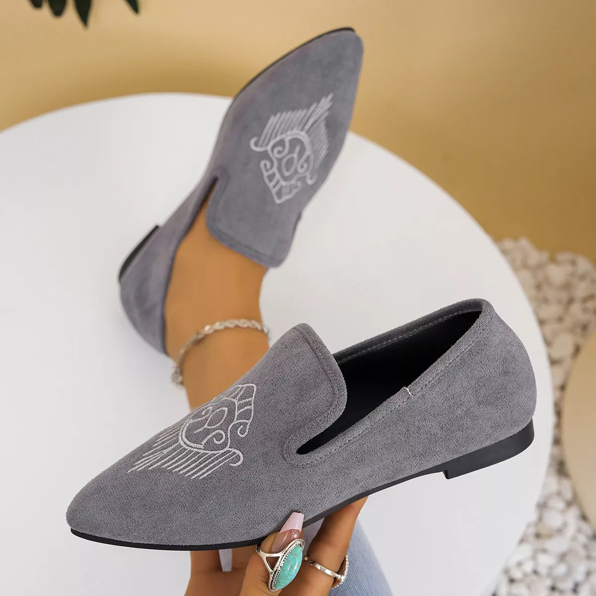 Point Toe Slip-Ons Style A / 36 