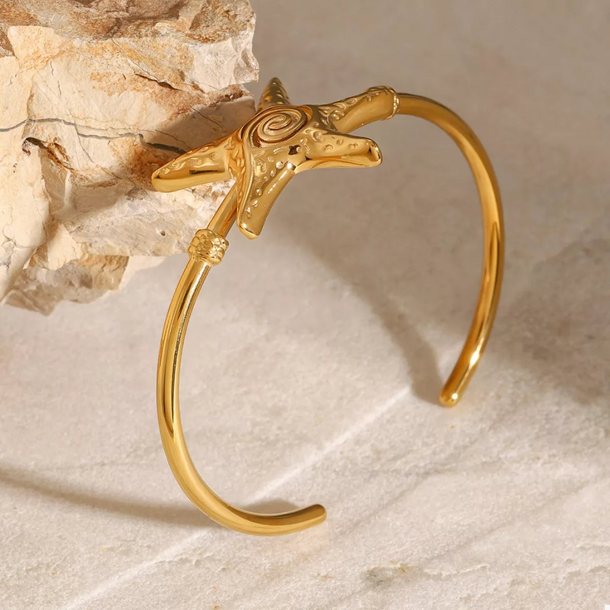 18K Gold-Plated Starfish Open Bracelet Gold / One Size 