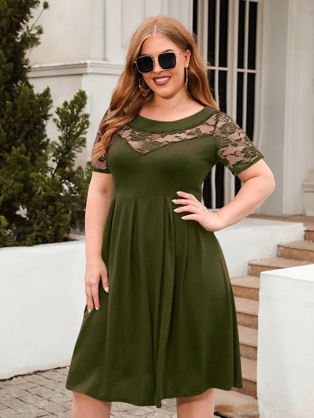 Plus Size Ruched Round Neck Short Sleeve Dress Burgundy / 1XL 