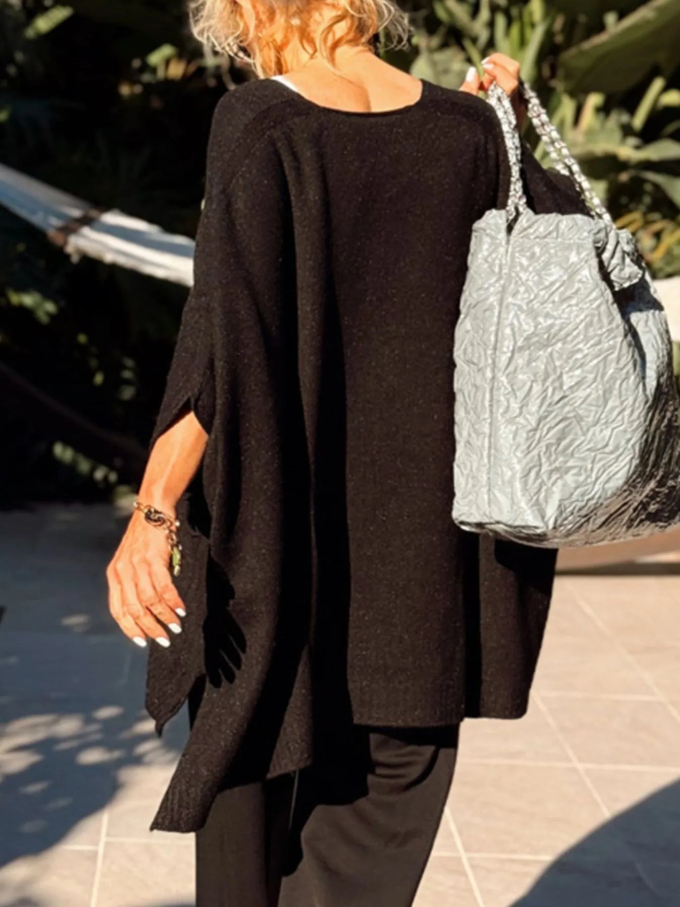 Ribbed Hem V-Neck Sweater Green / S/M 