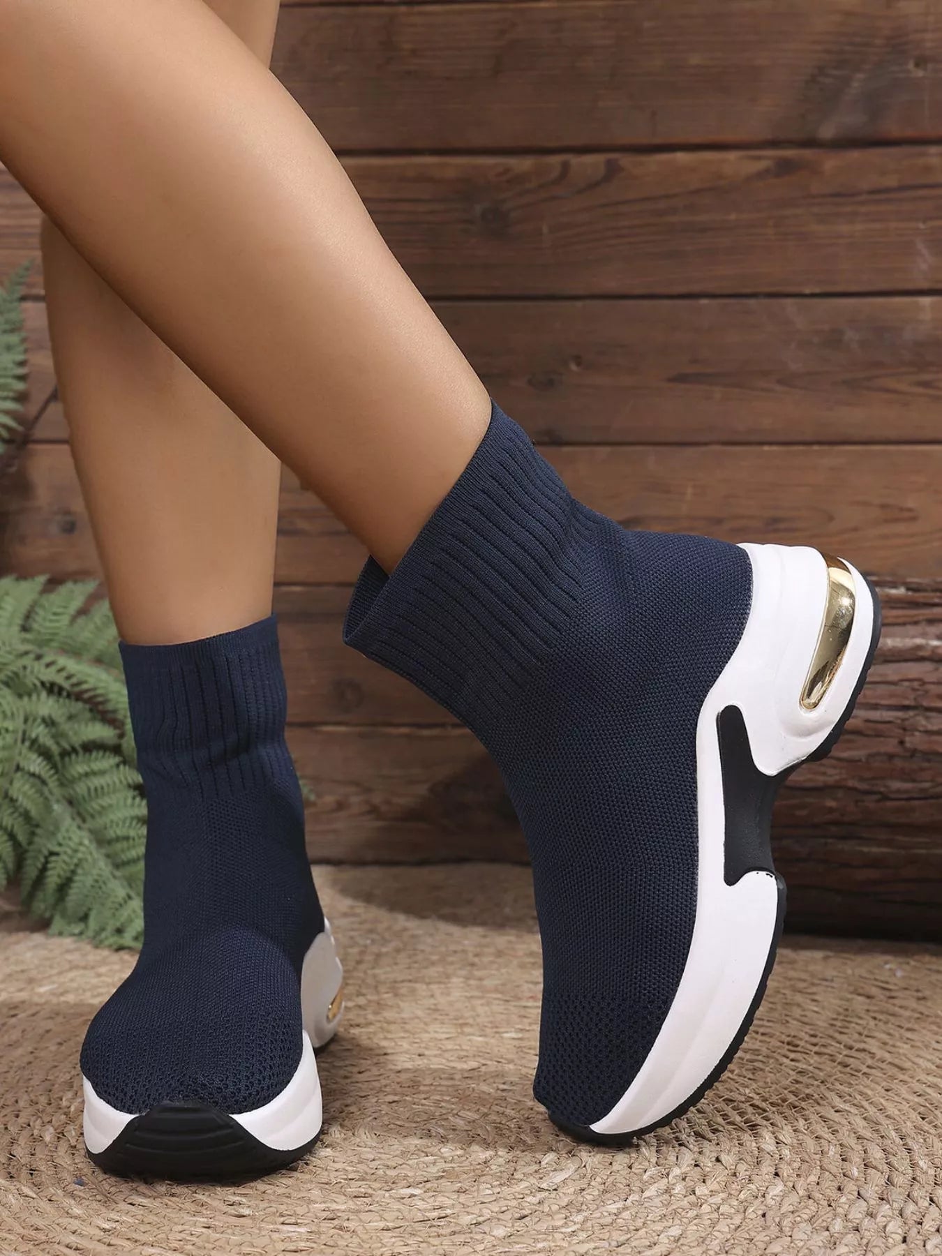 Mesh Round Toe Platform Boots Navy / 35 