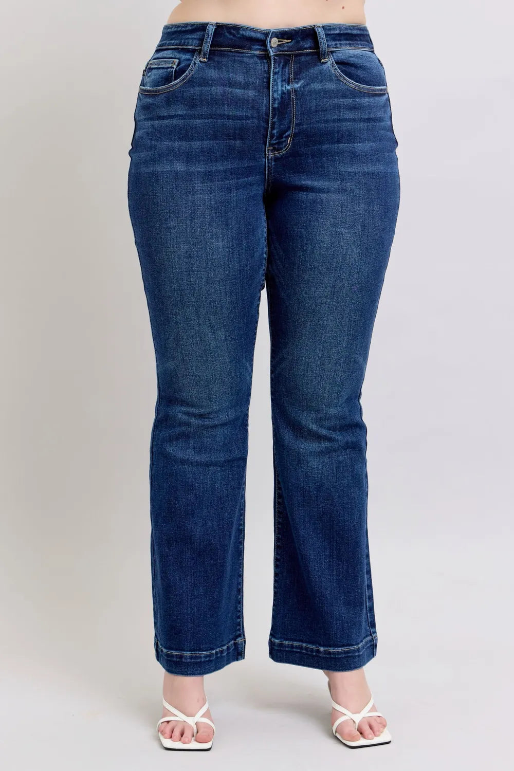 Judy Blue Full Size High Rise Flare Jeans with Pockets Plus Size Dark / 0(24) 