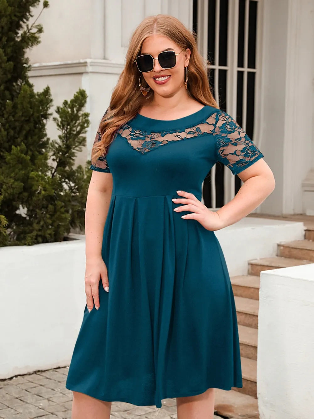 Plus Size Ruched Round Neck Short Sleeve Dress Burgundy / 1XL 