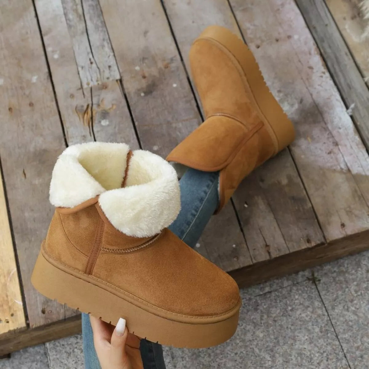 Round Toe Platform Boots Green / 36 