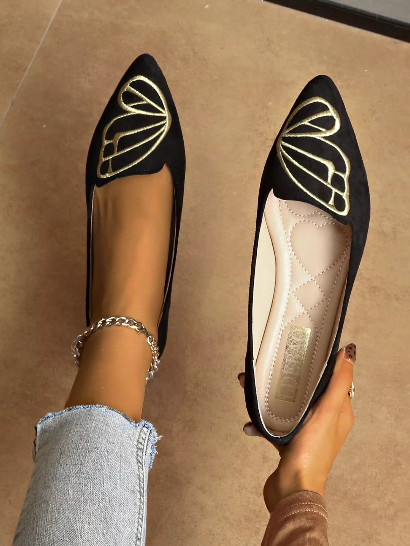 Point Toe Slip-Ons Black / 35 