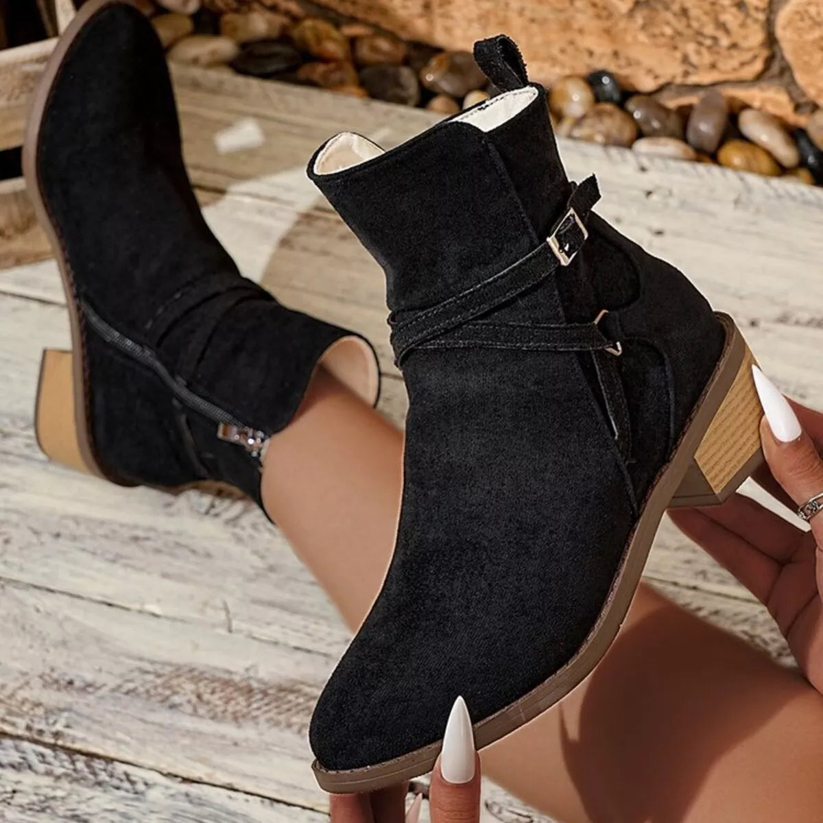 Side Zip Block Heels Boots Black / 36 