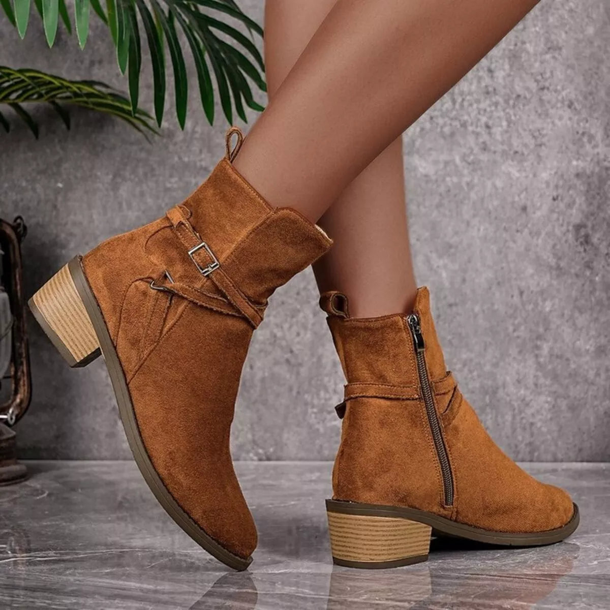 Side Zip Block Heels Boots Black / 36 