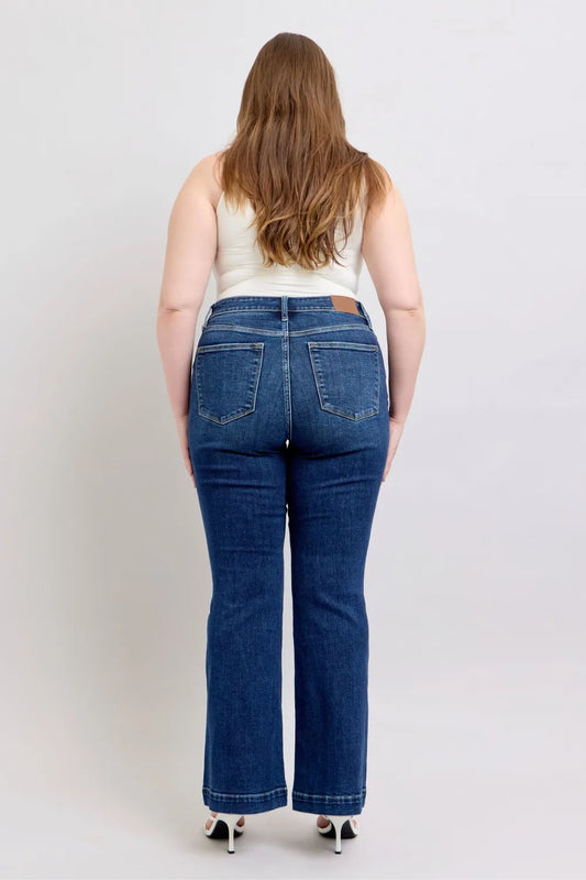 Judy Blue Full Size High Rise Flare Jeans with Pockets Plus Size Dark / 0(24) 