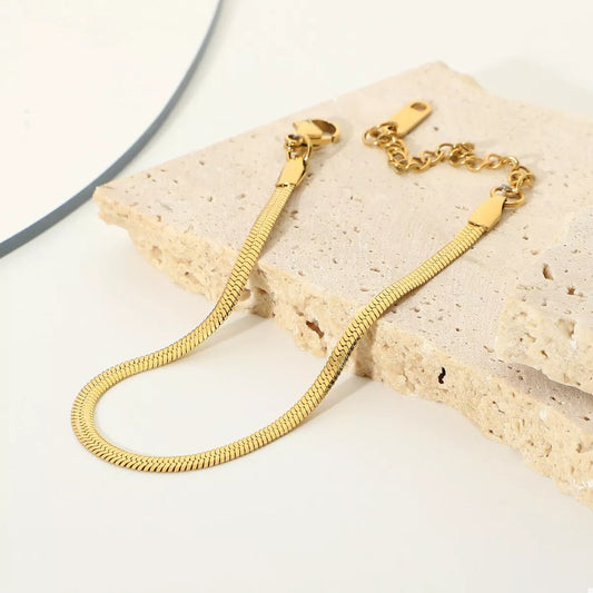 Stainless Steel Minimalist Chain Bracelet Gold / One Size 