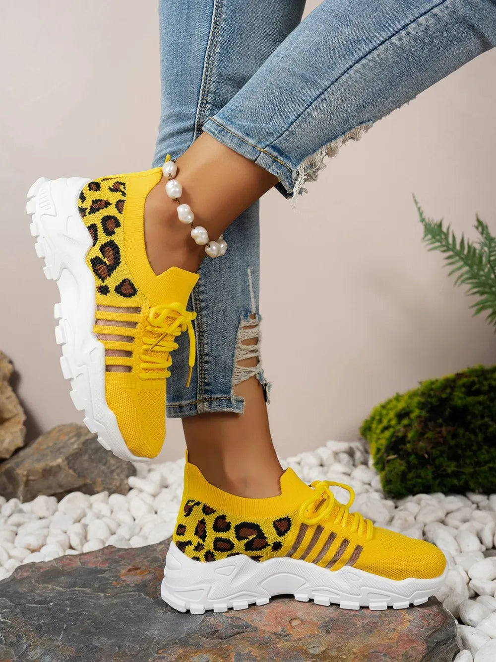 Cutout Leopard Lace Up Mesh Athletic Black / 36(US5) 