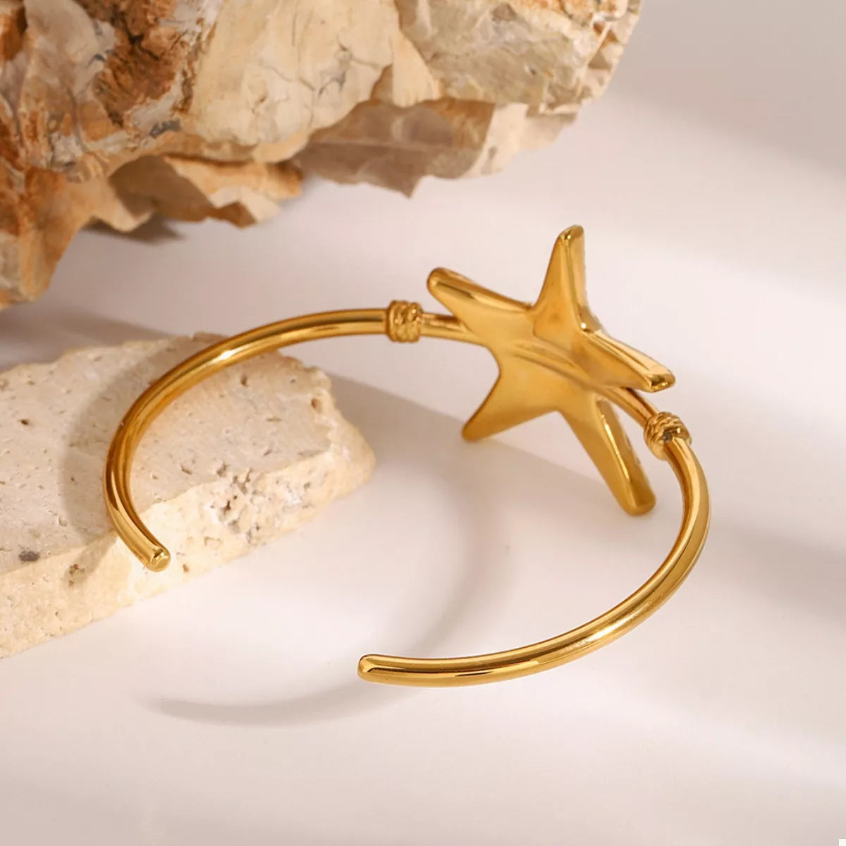 18K Gold-Plated Starfish Open Bracelet Gold / One Size 