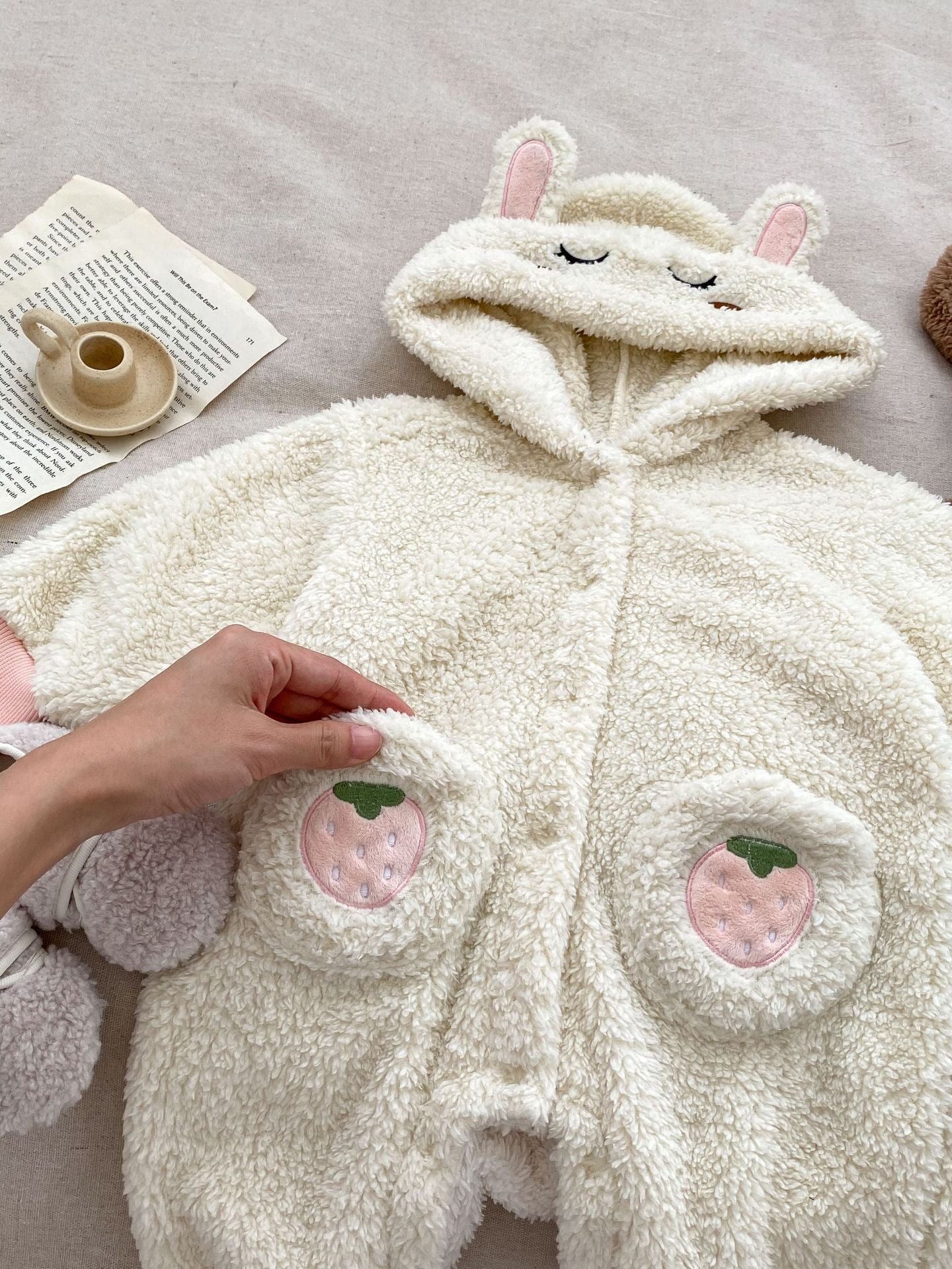 Winter Infant Baby Lovely Little Bear Little Rabbit Style Thermal Pajamas Romper 66 (3-6M) / Beige 